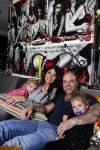 Apeldoorn 1 december 2015
Andy en Melisa v d Meyde met hun kinderen thuis voor de kerstboom