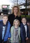 Amsterdam 10 januari 2016
Premiere race naar de maan in pathe arena.
Annette Barlo met zoon