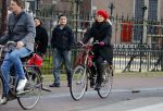 Amsterdam 8 januari 2016
Anouk v Nes op de fiets in Amsterdam