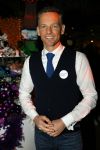 Hilversum 7 december 2015
Event Sky radio met kerstboom. De olgende bn ers doe mee.
 Xander de BuisonjÃ© & Sharon Doorson (dance4life), Barry Atsma (Diabetes Fonds) & Do (Stichting DON), Mari van de Ven & Dyanne Beekman (Hartstichting), Beau Schneider & Ruud Feltkamp (KWF Kankerbestrijding), Roel van Velzen & Roos MoggrÃ© (MasterPeace), Anouk Smulders & ManuÃ«la Kemp (Ruby and Rose), Ellen ten Damme & Henk Schiffmacher (Stichting Vluchteling), Bartho Braat & Lone van Roosendaal (Trombosestichting) en Danny de Munk & Vivian Reijs (Voedselbanken Nederland).
Vakjury
De vakjury bestaat dit jaar uit voorzitter Nance Coolen (presentatrice en winnares van CTFC 2014), Fred van Leer (kledingstylist en presentator) en Pascal Koeleman (ondernemer en jurylid van SBS 6' Hollands Beste Bloemstylis