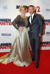 Amsterdam 14 december 2015
Premiere manneharten 2 in het nieuwe de la mar theater met als cast,
Barry Atsma Daan Schuurmans Jeroen Spitzenberger Fabian JansenMingus Dagelet Katja Herbers Hadewych Minis Jelka v Houten Liliana de Vries Maartje v d Wetering Barbara Sloesen Bo Maerten en Annick Boer.