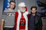Hilversum 7 december 2015
Event Sky radio met kerstboom. De olgende bn ers doe mee.
 Xander de BuisonjÃ© & Sharon Doorson (dance4life), Barry Atsma (Diabetes Fonds) & Do (Stichting DON), Mari van de Ven & Dyanne Beekman (Hartstichting), Beau Schneider & Ruud Feltkamp (KWF Kankerbestrijding), Roel van Velzen & Roos MoggrÃ© (MasterPeace), Anouk Smulders & ManuÃ«la Kemp (Ruby and Rose), Ellen ten Damme & Henk Schiffmacher (Stichting Vluchteling), Bartho Braat & Lone van Roosendaal (Trombosestichting) en Danny de Munk & Vivian Reijs (Voedselbanken Nederland).
Vakjury
De vakjury bestaat dit jaar uit voorzitter Nance Coolen (presentatrice en winnares van CTFC 2014), Fred van Leer (kledingstylist en presentator) en Pascal Koeleman (ondernemer en jurylid van SBS 6' Hollands Beste Bloemstylis