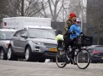 Amsterdam 6 januari 2016
Beertje v Beers met dochter op de fiets.