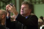 Koninklijke Familie bij uitreiking Prins Claus Prijs 2015 in het Koninklijk Paleis op de Dam. De Prins Claus Prijzen worden door het Prins Claus Fonds voor Cultuur en Ontwikkeling sinds 1997 jaarlijks toegekend aan kunstenaars, denkers en culturele organisaties. 

Royal Family at ceremony Prince Claus Award in 2015 at the Royal Palace on Dam Square. The Prince Claus Awards are presented by the Prince Claus Fund for Culture and Development since 1997 awarded annually to artists, thinkers and cultural organizations.

OP de foto / On the photo:  Boris Dittrich