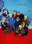 Amsterdam 17 januari 2016
Premiere Woezel en Pip in Tuschinski. Carlijn de Vries en Jorica Koppen met kinderen
