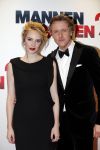 Amsterdam 14 december 2015
Premiere manneharten 2 in het nieuwe de la mar theater met als cast,
Barry Atsma Daan Schuurmans Jeroen Spitzenberger Fabian JansenMingus Dagelet Katja Herbers Hadewych Minis Jelka v Houten Liliana de Vries Maartje v d Wetering Barbara Sloesen Bo Maerten en Annick Boer. Daan met zijn vrouw Bracha v Doesburgh