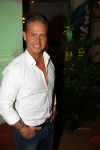 Hilversum 7 december 2015
Event Sky radio met kerstboom. De olgende bn ers doe mee.
 Xander de BuisonjÃ© & Sharon Doorson (dance4life), Barry Atsma (Diabetes Fonds) & Do (Stichting DON), Mari van de Ven & Dyanne Beekman (Hartstichting), Beau Schneider & Ruud Feltkamp (KWF Kankerbestrijding), Roel van Velzen & Roos MoggrÃ© (MasterPeace), Anouk Smulders & ManuÃ«la Kemp (Ruby and Rose), Ellen ten Damme & Henk Schiffmacher (Stichting Vluchteling), Bartho Braat & Lone van Roosendaal (Trombosestichting) en Danny de Munk & Vivian Reijs (Voedselbanken Nederland).
Vakjury
De vakjury bestaat dit jaar uit voorzitter Nance Coolen (presentatrice en winnares van CTFC 2014), Fred van Leer (kledingstylist en presentator) en Pascal Koeleman (ondernemer en jurylid van SBS 6' Hollands Beste Bloemstylis
