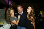 Amsterdam 3 december 2015
Presentatie Limbi app van dj Lafuente bij Buddha to Buddha
Edgar Meier met twee dames