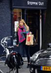 Amsterdam 15 januari 2016
Estelle Cruijff doet boodschappen.
