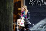 Amsterdam 15 januari 2016
Estelle Cruijff doet boodschappen.