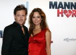 Amsterdam 14 december 2015
Premiere manneharten 2 in het nieuwe de la mar theater met als cast,
Barry Atsma Daan Schuurmans Jeroen Spitzenberger Fabian JansenMingus Dagelet Katja Herbers Hadewych Minis Jelka v Houten Liliana de Vries Maartje v d Wetering Barbara Sloesen Bo Maerten en Annick Boer. Evelyne Struik met vriend