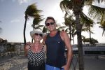 Curacao 31 december 2015 
Gerard Joling en Thomas Berge doen soundcheck voor hun optreden voor oud jaar op het strand van Lions dive. Gerard zijn moeder Jannie is ook aanwezig.