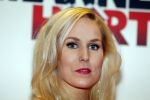 Amsterdam 14 december 2015
Premiere manneharten 2 in het nieuwe de la mar theater met als cast,
Barry Atsma Daan Schuurmans Jeroen Spitzenberger Fabian JansenMingus Dagelet Katja Herbers Hadewych Minis Jelka v Houten Liliana de Vries Maartje v d Wetering Barbara Sloesen Bo Maerten en Annick Boer.