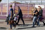 Curacao 25 december 2015
Jan Liza Fem en Emma Smit arriveren op Hato airport . Jan heeft op Curacao en Bonaire een optreden.