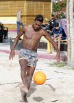 Curacao, 27 December 2015
Jean Paul Boetius (FC Basel) samen met Kenny Tete (Ajax), Terence Kongolo (Feyenoord), Rodney Kongolo (Manchester City) en Jody Lukoki (SC Cambuur) op het strand aan het voetballen