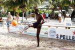 Curacao, 27 December 2015
Jean Paul Boetius (FC Basel) samen met Kenny Tete (Ajax), Terence Kongolo (Feyenoord), Rodney Kongolo (Manchester City) en Jody Lukoki (SC Cambuur) op het strand aan het voetballen