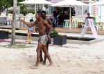 Curacao, 27 December 2015
Jean Paul Boetius (FC Basel) samen met Kenny Tete (Ajax), Terence Kongolo (Feyenoord), Rodney Kongolo (Manchester City) en Jody Lukoki (SC Cambuur) op het strand aan het voetballen
