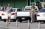 Curacao 22 december 2015
Jeroen Pauw en zijn vriendin Nimet Groeneweg gaan een matras/bed kopen voor in hun huis wat ze afgelopen jaar op Curacao gekocht hebben.