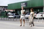 Curacao 22 december 2015
Jeroen Pauw en zijn vriendin Nimet Groeneweg gaan een matras/bed kopen voor in hun huis wat ze afgelopen jaar op Curacao gekocht hebben.