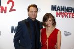 Amsterdam 14 december 2015
Premiere manneharten 2 in het nieuwe de la mar theater met als cast,
Barry Atsma Daan Schuurmans Jeroen Spitzenberger Fabian JansenMingus Dagelet Katja Herbers Hadewych Minis Jelka v Houten Liliana de Vries Maartje v d Wetering Barbara Sloesen Bo Maerten en Annick Boer.