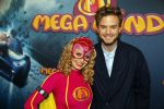 Amsterdam 9 decmber 2015
Premiere Mega Mindy met oa Jim Bakkum en Free Souffriau in pathe arena.
Jim met Bettina Berger en hun zoon.