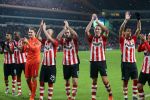 Eindhoven, 8 December 2015
laatste poulewedstrijd PSV-CSKA Moskou, eidnsatnd 2-1
PSV door naar de 1/8 finale
Jurgen Locadia Jorrit Hendrix Luc de Jong Hector Moreno Davy Propper Jeroen Zoet