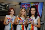 Rotterdam 17 december 2015 
Presentatie nieuwe cd K3. K3 in nieuwe samenstelling zijn  Hanne, Marthe en Klaasje meteen de studio in gedoken. Dit heeft geresulteerd in 10.000 luchtballonnen! Deze dubbel cd bevat Ã©Ã©n cd met gloednieuwe K3-nummers en een best of met de 12 grootste hits uit de K3-geschiedenis! 
Marthe De Pillecyn
Hanne Verbruggen
Klaasje Meijer