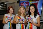 Rotterdam 17 december 2015 
Presentatie nieuwe cd K3. K3 in nieuwe samenstelling zijn  Hanne, Marthe en Klaasje meteen de studio in gedoken. Dit heeft geresulteerd in 10.000 luchtballonnen! Deze dubbel cd bevat Ã©Ã©n cd met gloednieuwe K3-nummers en een best of met de 12 grootste hits uit de K3-geschiedenis! 
Marthe De Pillecyn
Hanne Verbruggen
Klaasje Meijer