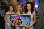 Rotterdam 17 december 2015 
Presentatie nieuwe cd K3. K3 in nieuwe samenstelling zijn  Hanne, Marthe en Klaasje meteen de studio in gedoken. Dit heeft geresulteerd in 10.000 luchtballonnen! Deze dubbel cd bevat Ã©Ã©n cd met gloednieuwe K3-nummers en een best of met de 12 grootste hits uit de K3-geschiedenis! 
Marthe De Pillecyn
Hanne Verbruggen
Klaasje Meijer