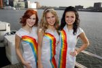 Rotterdam 17 december 2015 
Presentatie nieuwe cd K3. K3 in nieuwe samenstelling zijn  Hanne, Marthe en Klaasje meteen de studio in gedoken. Dit heeft geresulteerd in 10.000 luchtballonnen! Deze dubbel cd bevat Ã©Ã©n cd met gloednieuwe K3-nummers en een best of met de 12 grootste hits uit de K3-geschiedenis! 
Marthe De Pillecyn
Hanne Verbruggen
Klaasje Meijer