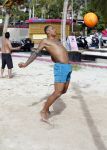 Curacao, 27 December 2015
Jean Paul Boetius (FC Basel) samen met Kenny Tete (Ajax), Terence Kongolo (Feyenoord), Rodney Kongolo (Manchester City) en Jody Lukoki (SC Cambuur) op het strand aan het voetballen