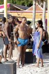 Curacao, 27 December 2015
Jean Paul Boetius (FC Basel) samen met Kenny Tete (Ajax), Terence Kongolo (Feyenoord), Rodney Kongolo (Manchester City) en Jody Lukoki (SC Cambuur) op het strand aan het voetballen
