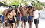 Curacao, 27 December 2015
Jean Paul Boetius (FC Basel) samen met Kenny Tete (Ajax), Terence Kongolo (Feyenoord), Rodney Kongolo (Manchester City) en Jody Lukoki (SC Cambuur) op het strand aan het voetballen