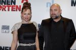 Amsterdam 14 december 2015
Premiere manneharten 2 in het nieuwe de la mar theater met als cast,
Barry Atsma Daan Schuurmans Jeroen Spitzenberger Fabian JansenMingus Dagelet Katja Herbers Hadewych Minis Jelka v Houten Liliana de Vries Maartje v d Wetering Barbara Sloesen Bo Maerten en Annick Boer. Loek Peters met vriendin
