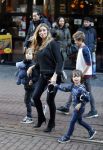Amsterdam 17 januari 2016
Premiere Woezel en Pip in Tuschinski. Dinand en Lucy Woesthoff met hun kinderen