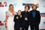 Amsterdam 14 december 2015
Premiere manneharten 2 in het nieuwe de la mar theater met als cast,
Barry Atsma Daan Schuurmans Jeroen Spitzenberger Fabian JansenMingus Dagelet Katja Herbers Hadewych Minis Jelka v Houten Liliana de Vries Maartje v d Wetering Barbara Sloesen Bo Maerten en Annick Boer. Marc de Cloe met gezin