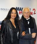 Amsterdam 14 december 2015
Premiere manneharten 2 in het nieuwe de la mar theater met als cast,
Barry Atsma Daan Schuurmans Jeroen Spitzenberger Fabian JansenMingus Dagelet Katja Herbers Hadewych Minis Jelka v Houten Liliana de Vries Maartje v d Wetering Barbara Sloesen Bo Maerten en Annick Boer. Marion Bloem met man
