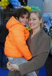 Amsterdam 10 januari 2016
Premiere race naar de maan in pathe arena.
Marit v Bohemen met zoon