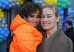 Amsterdam 10 januari 2016
Premiere race naar de maan in pathe arena.
Marit v Bohemen met zoon