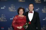Scheveningen 13 december 2015
Premiere Beauty & the beast in het circustheater.
Marjolein Touw met partner
