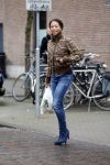 Amsterdam 11 december 2015
Maureen du toit doet boodschappen in amsterdam zuid.