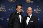 Scheveningen 13 december 2015
Premiere Beauty & the beast in het circustheater.
Maurice Wijnen met vriend