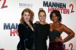 Amsterdam 14 december 2015
Premiere manneharten 2 in het nieuwe de la mar theater met als cast,
Barry Atsma Daan Schuurmans Jeroen Spitzenberger Fabian JansenMingus Dagelet Katja Herbers Hadewych Minis Jelka v Houten Liliana de Vries Maartje v d Wetering Barbara Sloesen Bo Maerten en Annick Boer. Melody Klaver met een vriendin