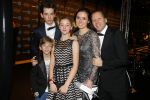 Amsterdam 15 december 2015
Premiere Star wars in het amsterdam theater.
Michiel Mol met Marlous Mens en kinderen