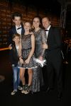 Amsterdam 15 december 2015
Premiere Star wars in het amsterdam theater.
Michiel Mol met Marlous Mens en kinderen