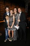 Amsterdam 15 december 2015
Premiere Star wars in het amsterdam theater.
Michiel Mol met Marlous Mens en kinderen