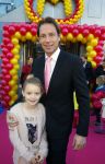 Amsterdam 9 decmber 2015
Premiere Mega Mindy met oa Jim Bakkum en Frou Souffriau in pathe arena.
Michiel v d Hoeven met zijn dochter Mikki