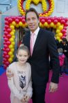 Amsterdam 9 decmber 2015
Premiere Mega Mindy met oa Jim Bakkum en Frou Souffriau in pathe arena.
Michiel v d Hoeven met zijn dochter Mikki