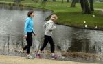 Amsterdam 7 december 2015
Mieke v d Weij hard aan het lopen in het vondelpark.