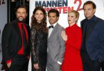 Amsterdam 14 december 2015
Premiere manneharten 2 in het nieuwe de la mar theater met als cast,
Barry Atsma Daan Schuurmans Jeroen Spitzenberger Fabian JansenMingus Dagelet Katja Herbers Hadewych Minis Jelka v Houten Liliana de Vries Maartje v d Wetering Barbara Sloesen Bo Maerten en Annick Boer.